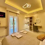 Sunlight With Private Pool By Dadovillas Villa