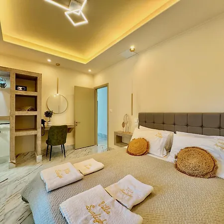 Villa Sunlight With Private Pool By Dadovillas